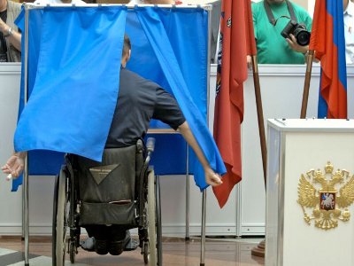 На избирательных участках Курской области для колясочников установят специальные кабины для голосования